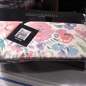 Collier Campbell  Full Size flat sheets lot of 2